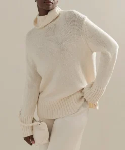 Cashmere Jet Turtleneck