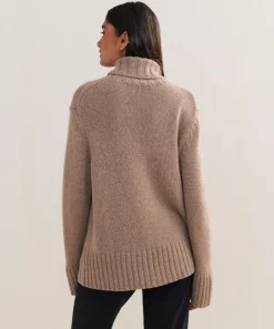 Cashmere Jet Turtleneck