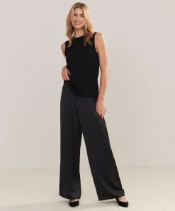 Demi Pant