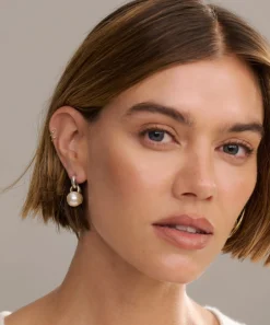 Everyday Pearl Earrings