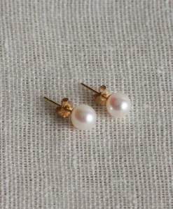 Medium Loren Pearl Studs