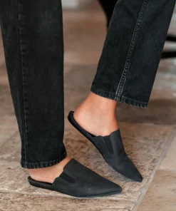 Oiled Leather Mule
