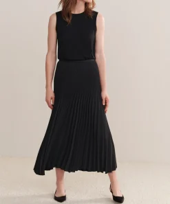 Pleated Skirt