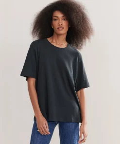 Relaxed Tee