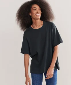 Relaxed Tee